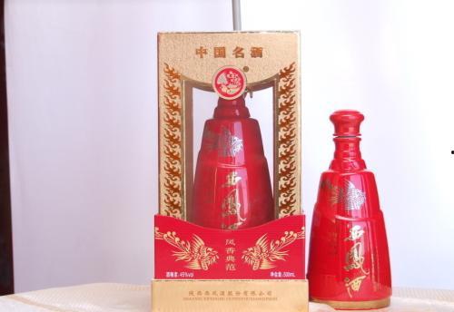 西凤酒10年价格表图片,品味历史传承，领略酒香魅力