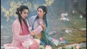 青蛇中白素贞床戏视频,白素贞床戏片段，揭秘古典爱情传奇的激情瞬间
