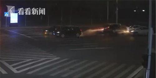 碰撞视频,视频揭秘惊心动魄的撞击瞬间