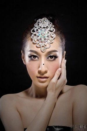 野鸽子董维嘉床戏视频,揭秘娱乐圈背后的真相