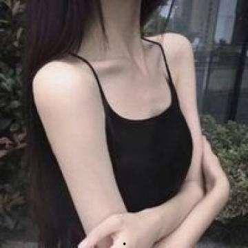 初中女孩胸的图片大全,青春期少女胸部发育变化解析