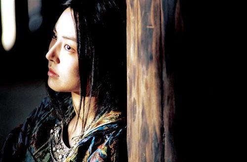 七剑床戏陆,陆生成传奇人生揭秘