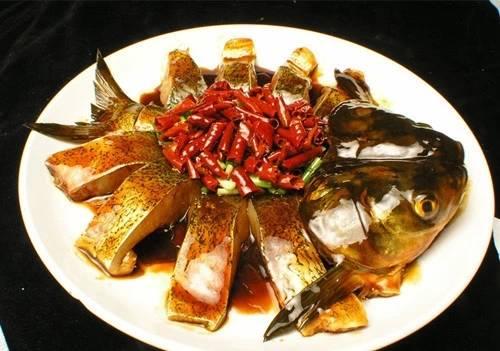 花鲫鱼图片,水中精灵的斑斓画卷