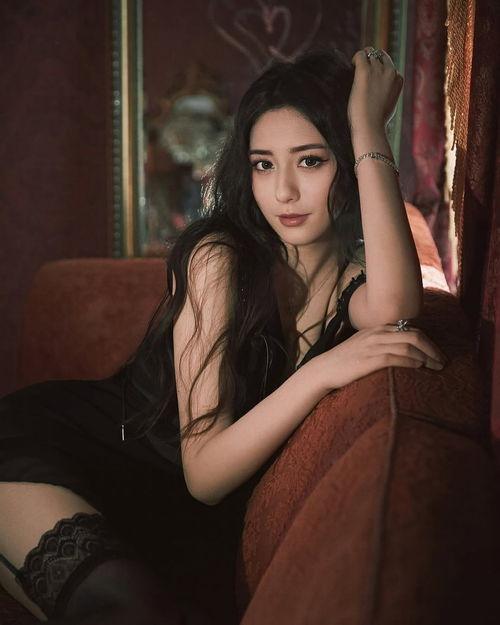 日本模特 黑,日本时尚界的璀璨新星