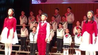 小学生扇子舞视频,小学生扇子舞活力展示