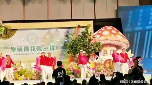 小学生扇子舞视频,小学生扇子舞活力展示