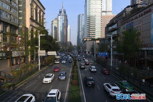成都堵车图片,城市动脉的拥堵画像