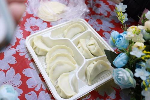 包饺子 视频