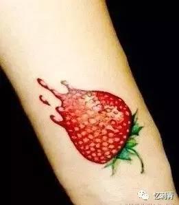 吃瓜爆料纹身,纹身背后的秘密，揭秘明星纹身背后的故事